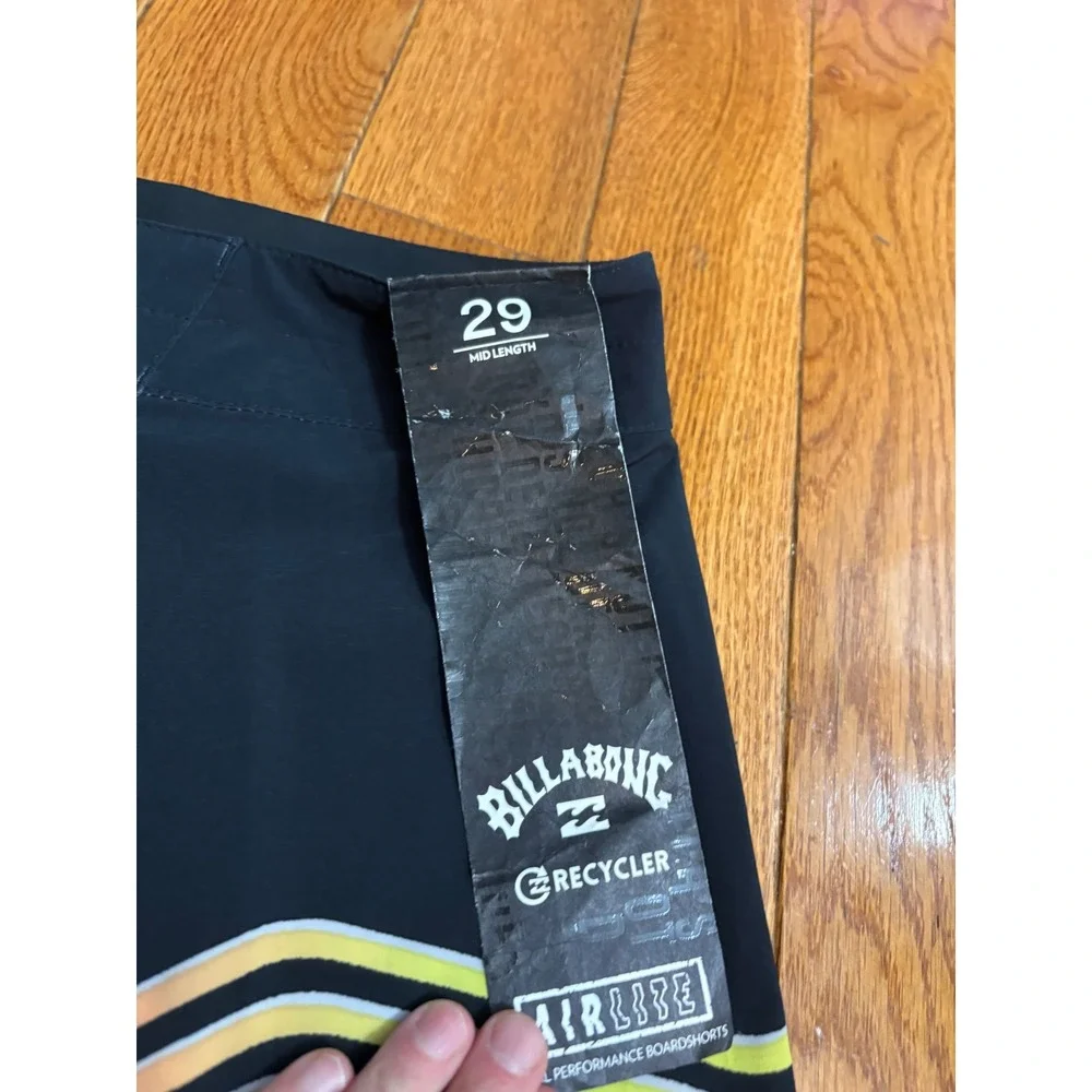 Billabong Kids Airlite Recycler T-Street Boardshorts Black Multi Chevron Size 29